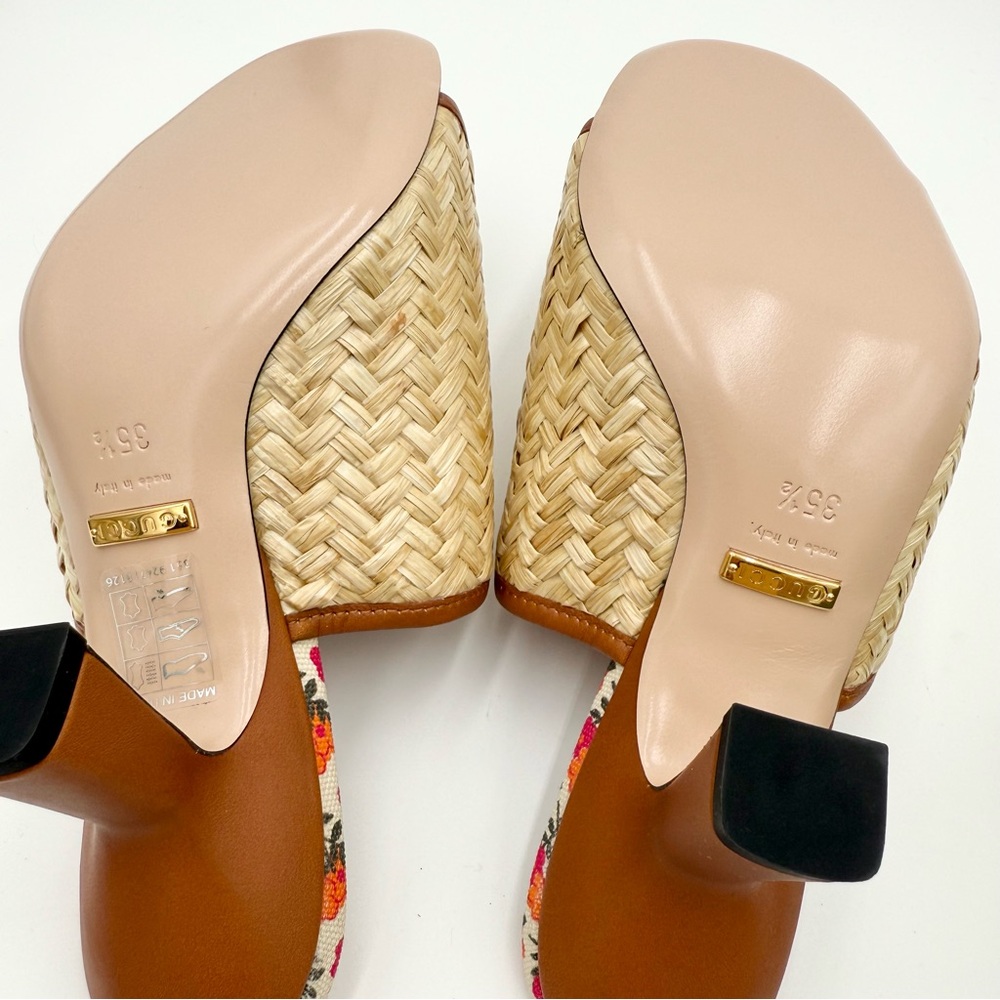 Gucci Tan Raffia Floral Slip-On Heeled Mules - Picture 8 of 13